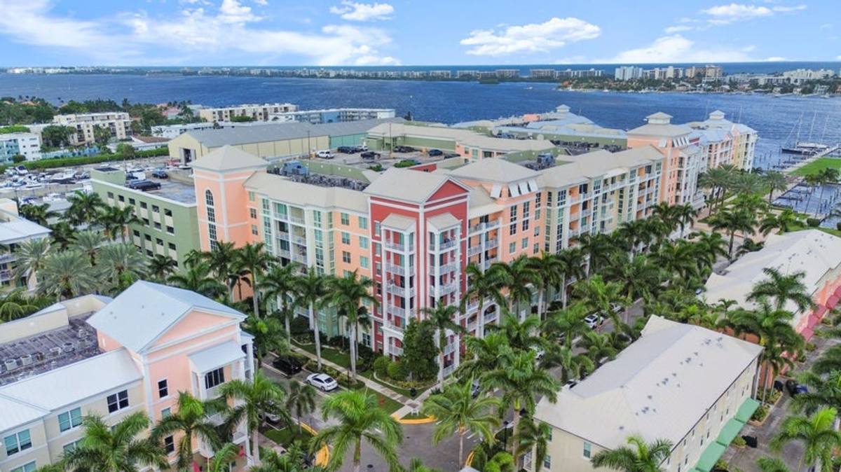 804 E Windward Way #209, Lake Worth, FL 33462 - Condo for Rent - Image 7