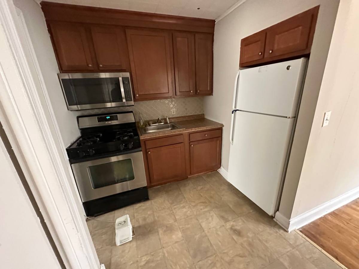 42 Henrietta St, Rochester, NY 14620 - Apartment for Rent - Image 7
