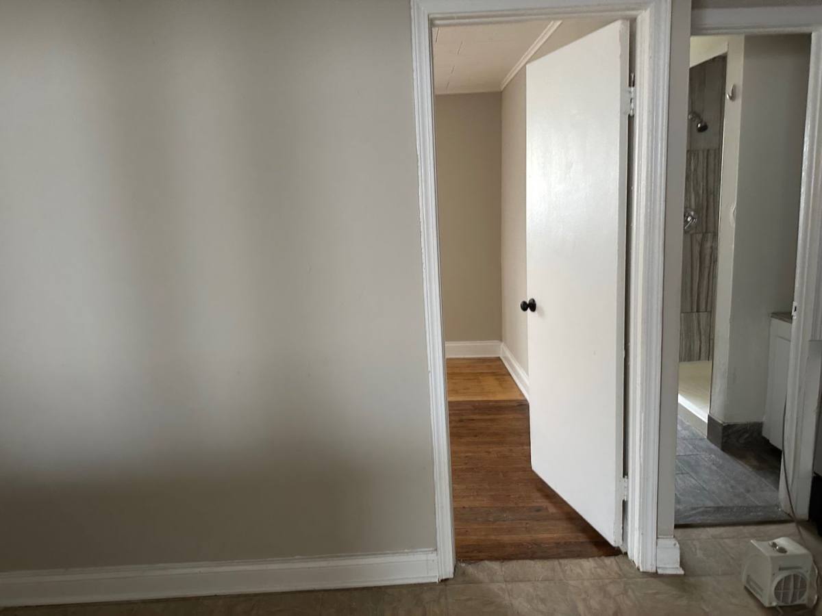 42 Henrietta St, Rochester, NY 14620 - Apartment for Rent - Image 6