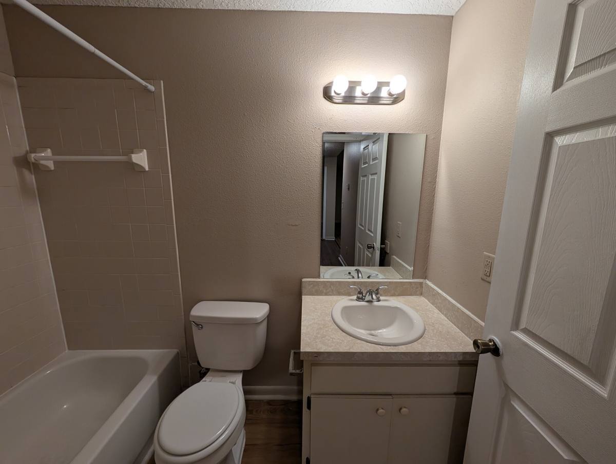 3202 N 16th St, Tampa, FL 33605 - House for Rent - Image 8