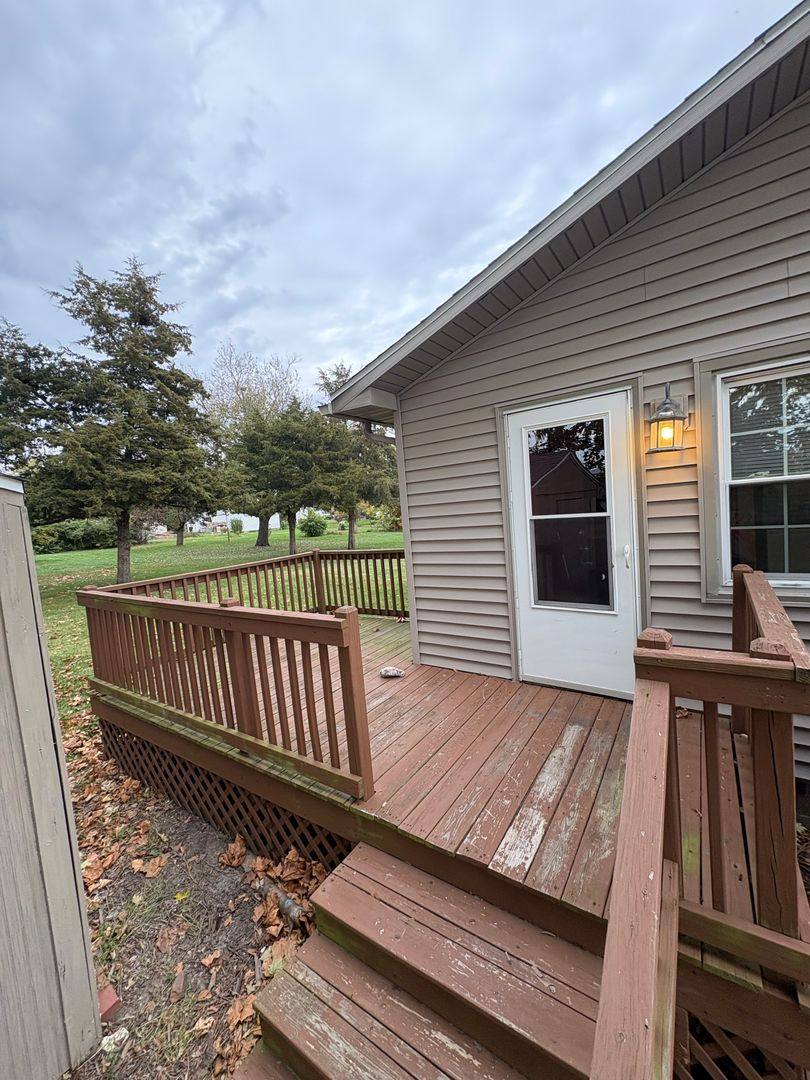Manager Icon Ash 213 W Ash St in Dunlap, IL | 2 Beds 1 Bath 654 sqft House for Rent ...