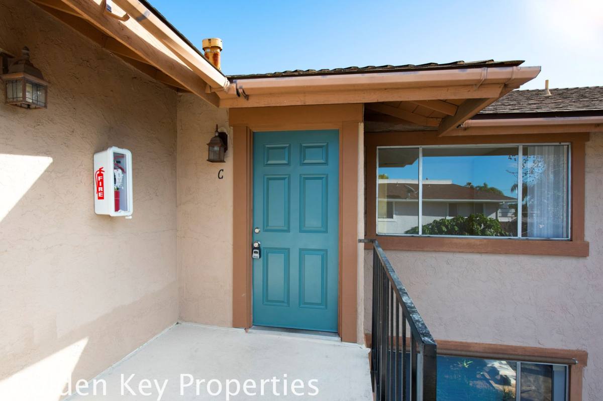 Apartment for rent at 1222 Palomar Place #C, Vista, CA 92084