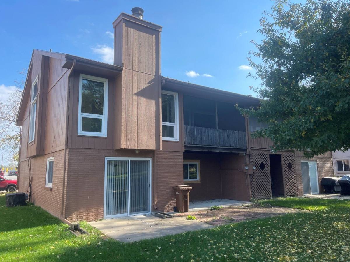 12902 S 28th Ave, Bellevue, NE 68123 - Townhouse for Rent - Image 2