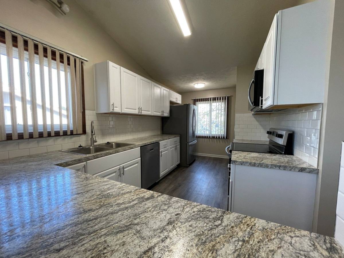 12902 S 28th Ave, Bellevue, NE 68123 - Townhouse for Rent - Image 6