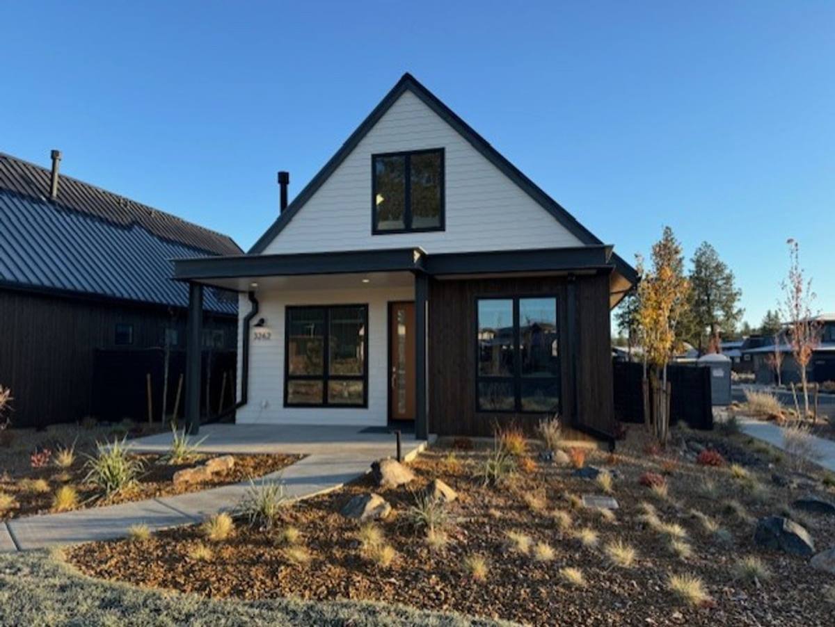 3262 NW Celilo Lane, Bend, OR 97703 - House for Rent - Image 1
