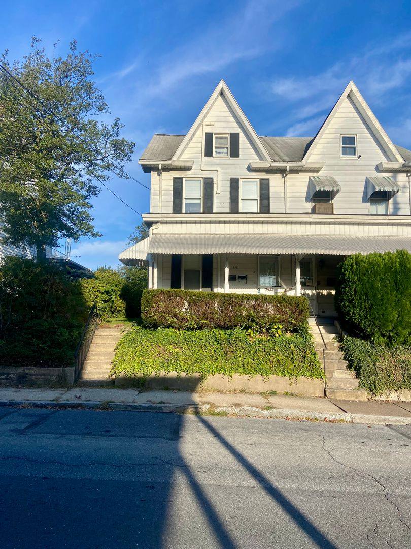Apartment for rent at 142 S 29th St #A, Harrisburg, PA 17103
