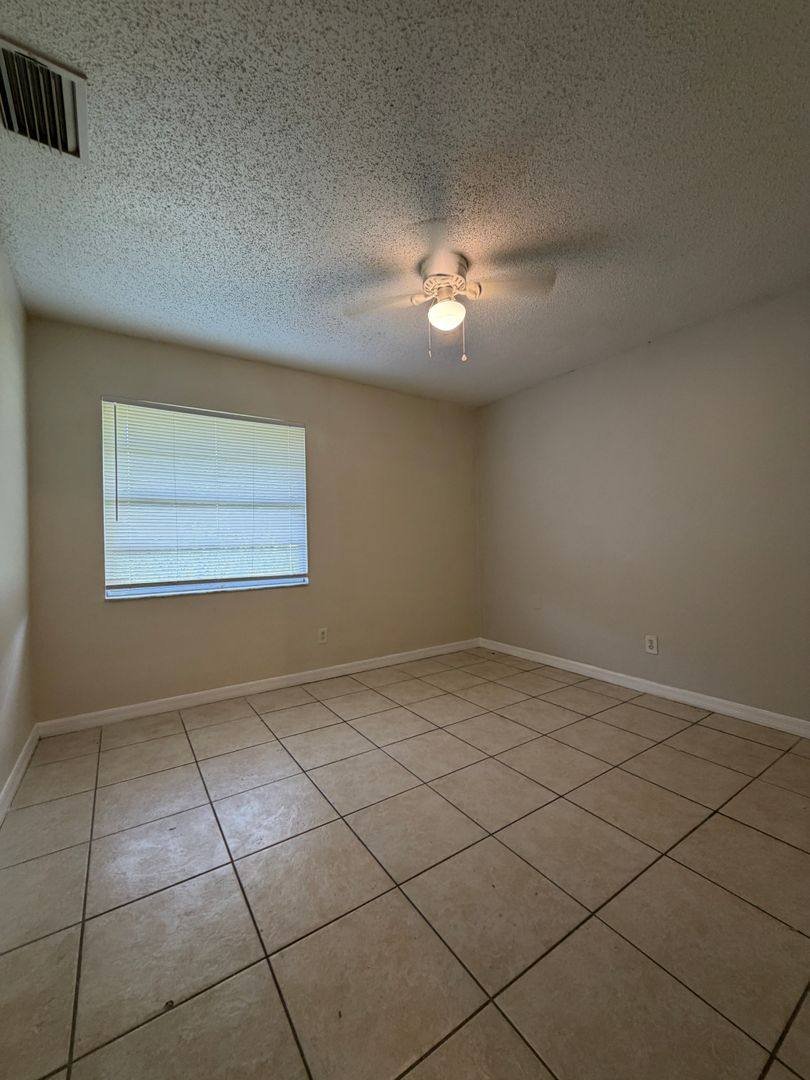 1617 E Sitka St, Tampa, FL 33604 - House for Rent - Image 10