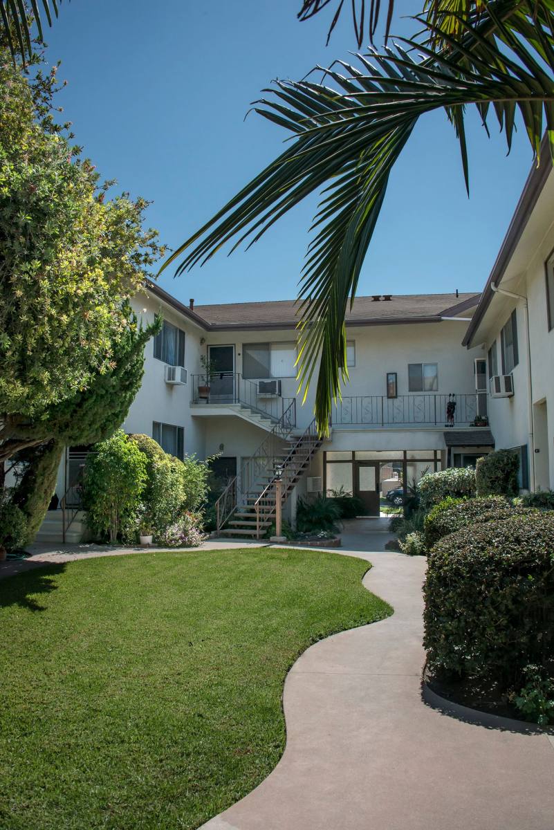 631 E Verdugo Ave, Burbank, CA 91501 - Apartment for Rent - Image 3