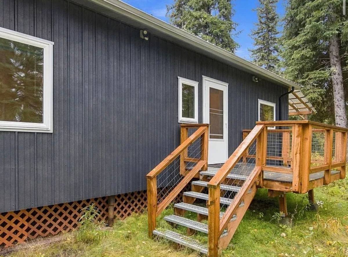 1258 Deer Valley Rd, Fairbanks, AK 99709 - House for Rent - Image 3