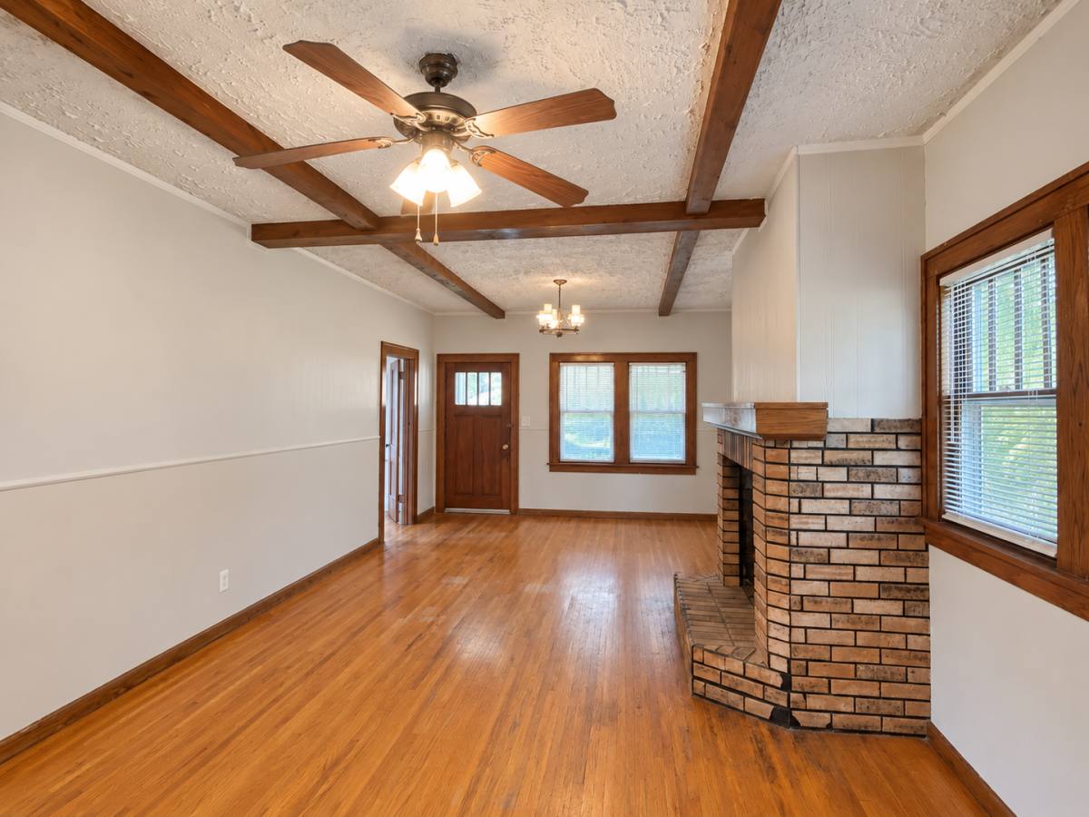 3028 S St, Lincoln, NE 68502 - House for Rent - Image 3
