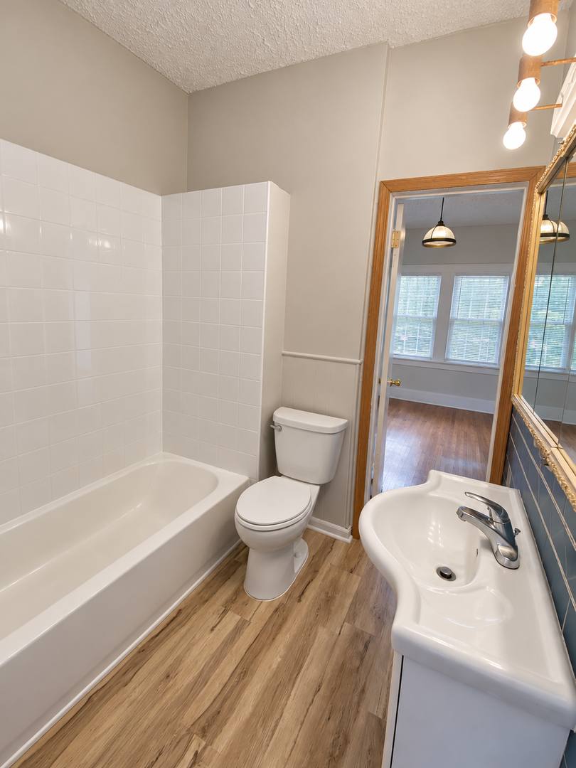 3028 S St, Lincoln, NE 68502 - House for Rent - Image 8