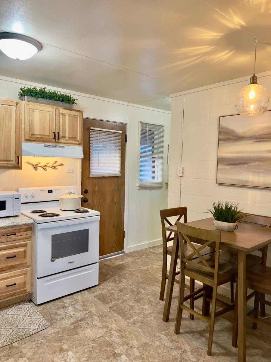 1020 W 5th St, Cheyenne, WY 82007 - Apartment for Rent - Image 5
