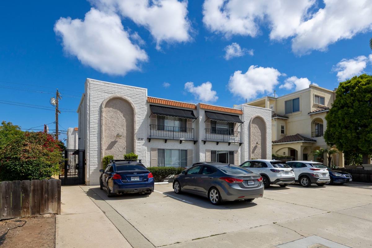 1550 Hornblend St, San Diego, CA 92109 - Apartment for Rent - Image 1
