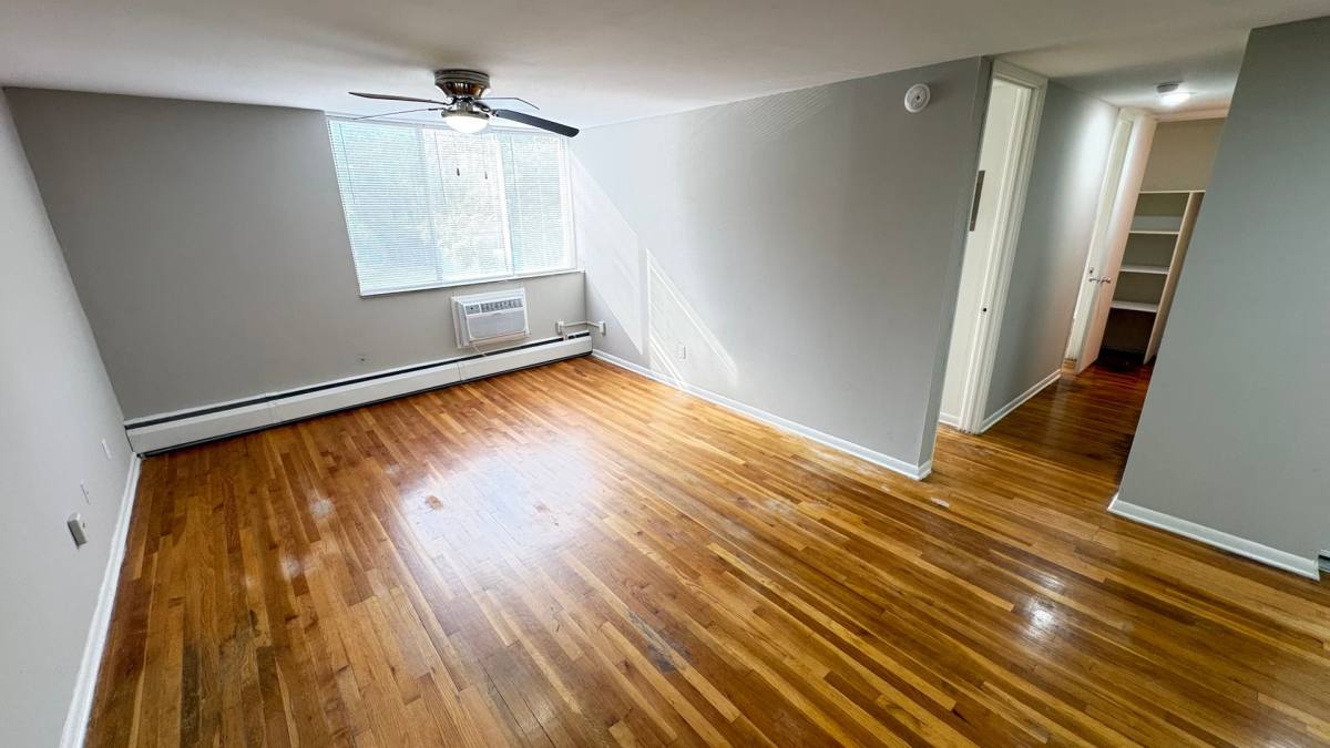 Marquette West, 405 S Huntington St, Gary, IN 46403 - Apartment for Rent - Image 6