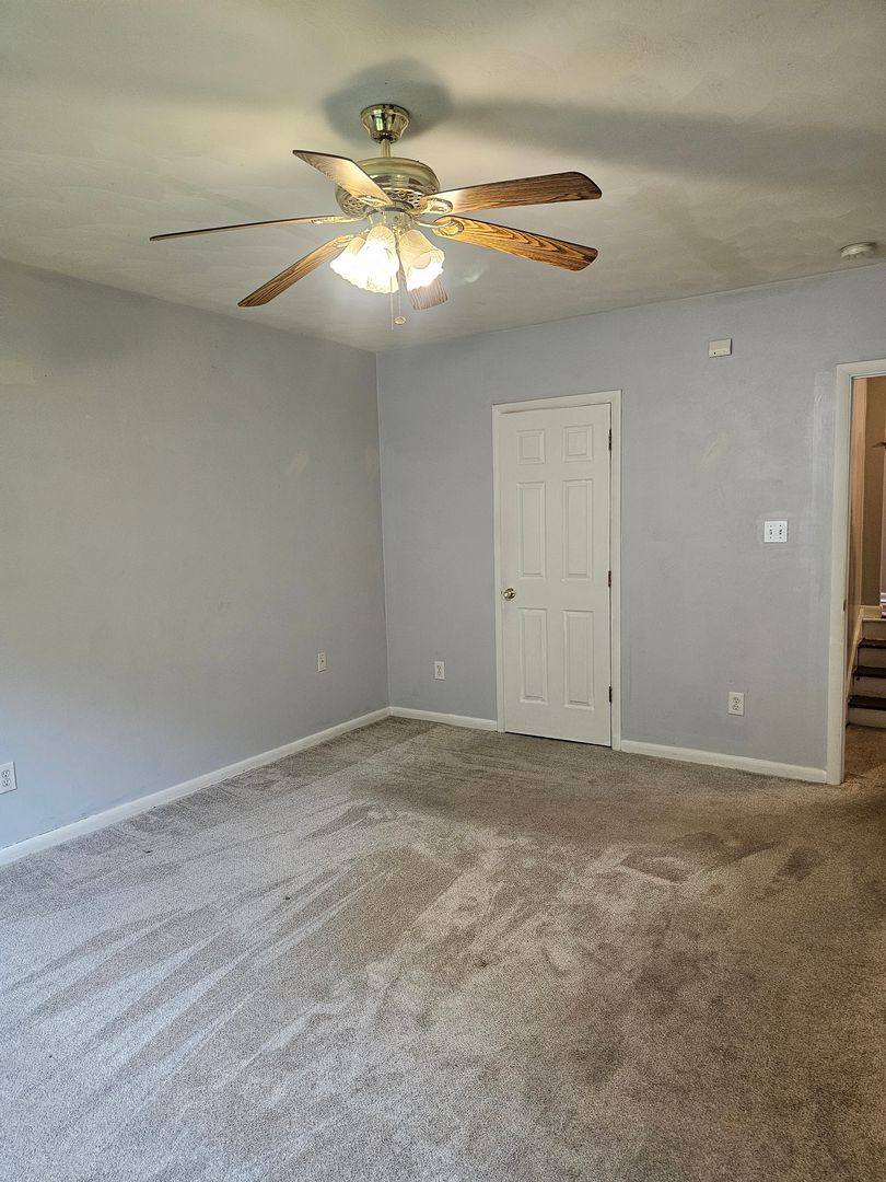 9529 Grove Ave, Norfolk, VA 23503 - House for Rent - Image 9