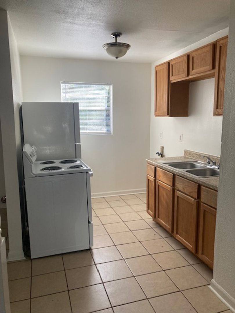 503 29th St, Gulfport, MS 39501 - House for Rent - Image 2