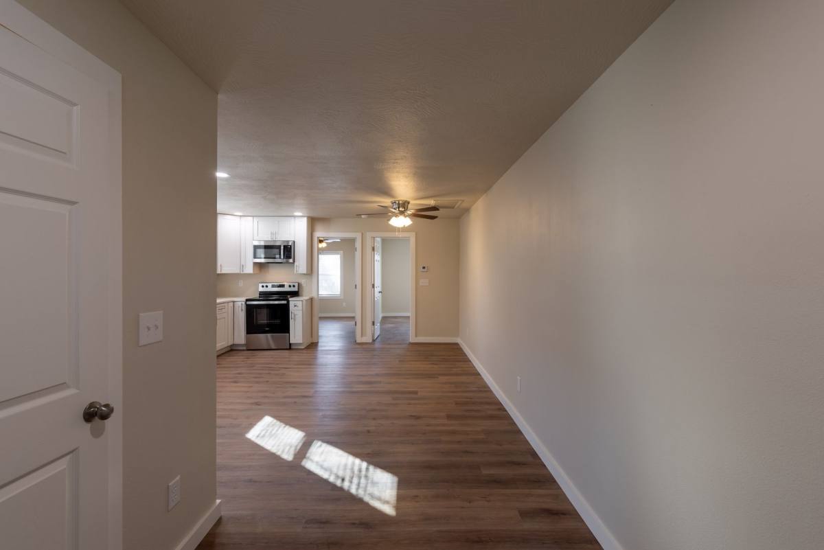 611 W Madison St, Springfield, MO 65806 - House for Rent - Image 5