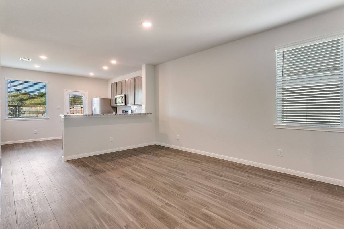 15035 Homing Meadow, San Antonio, TX 78253 - House for Rent - Image 5
