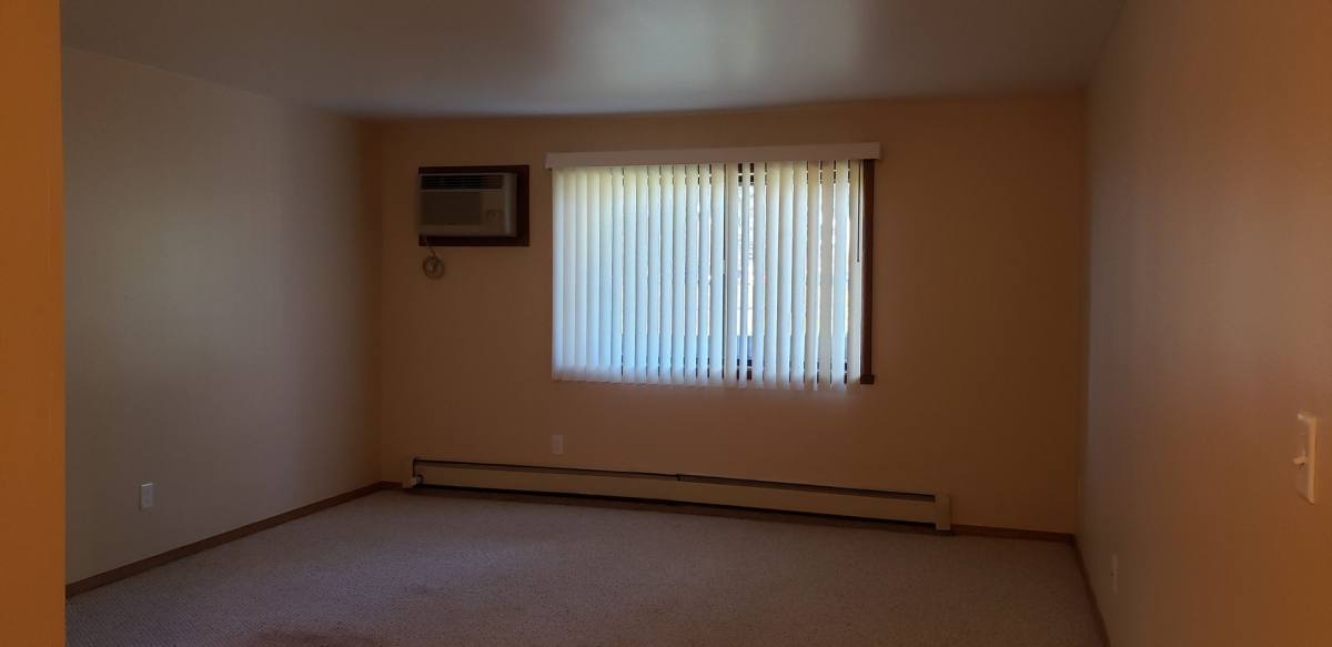 512 E Bronson Rd, Seymour, WI 54165 - Apartment for Rent - Image 7