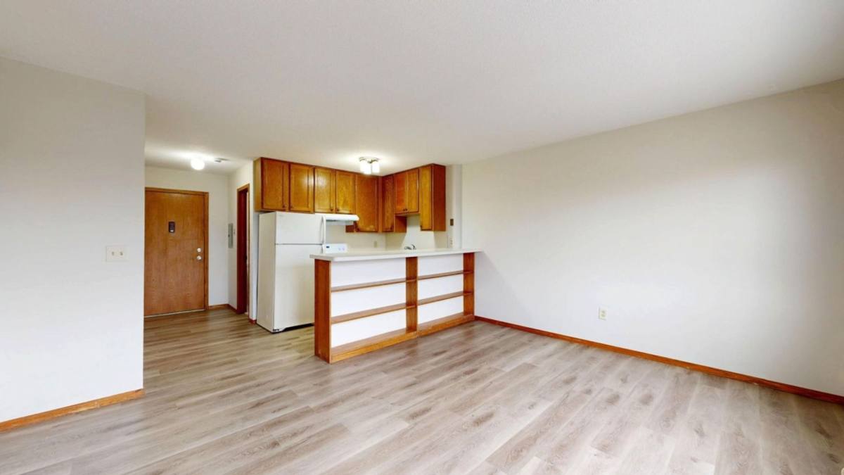 Pleasant View, 2216 Pleasant Ave S, Minneapolis, MN 55404 - Apartment for Rent - Image 7