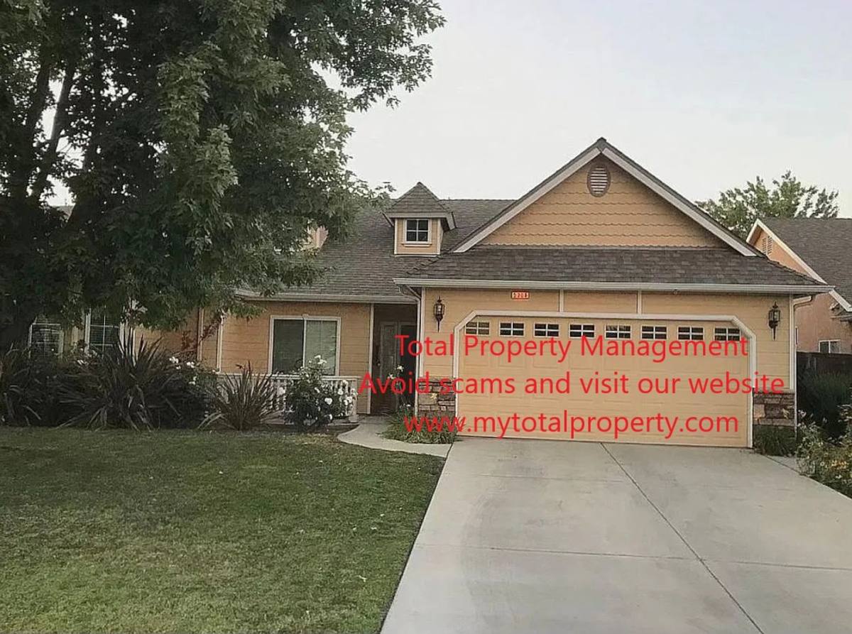 5208 W Lark Court, Visalia, CA 93291 - House for Rent