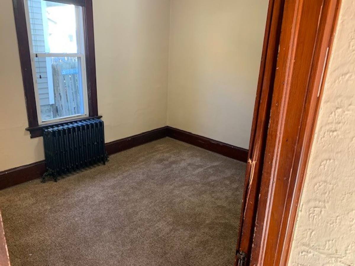 1742-44 N Pulaski St, Milwaukee, WI 53202 - Apartment for Rent - Image 8