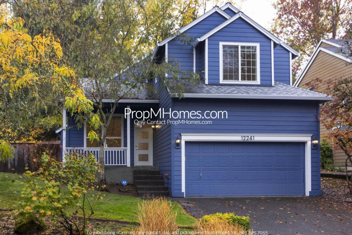 House for rent at 12241 SW 18th Ave, Portland, OR 97219