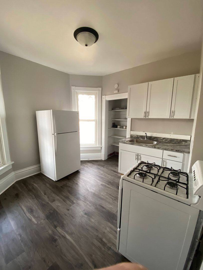 710 E 14th St, Davenport, IA 52803 - Apartment for Rent - Image 5