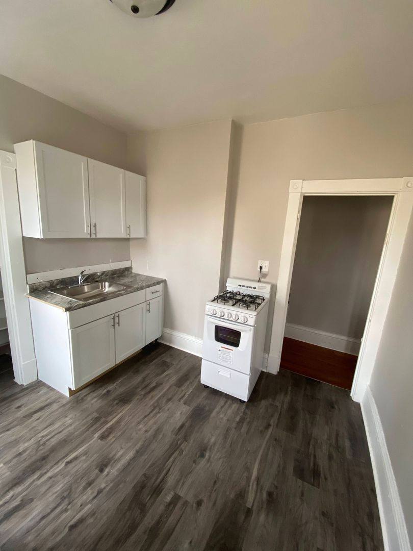 710 E 14th St, Davenport, IA 52803 - Apartment for Rent - Image 4