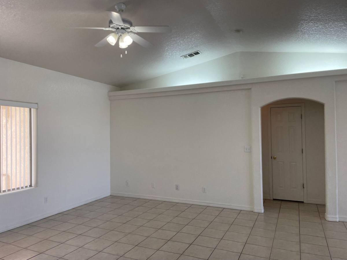 2375 Swift Dr, Lake Havasu City, AZ 86404 - House for Rent - Image 6