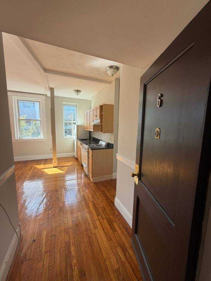 1189 Commonwealth Ave #6L, Allston, MA 02134 - Apartment for Rent - Image 1
