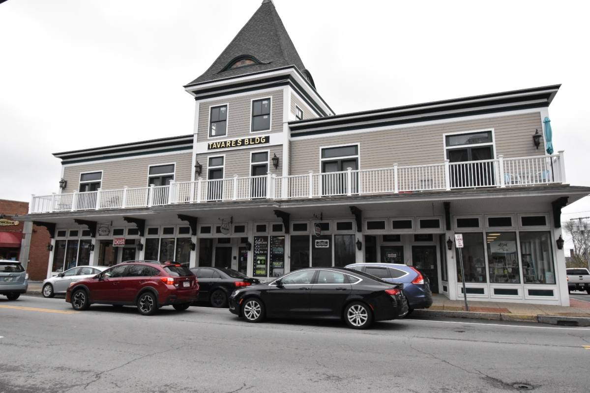478 Main St, Warren, RI 02885 - Apartment for Rent - Image 1