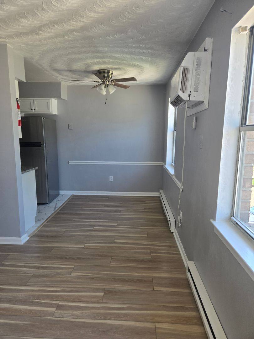 1009 Hannah St, Norfolk, VA 23505 - Apartment for Rent - Image 2