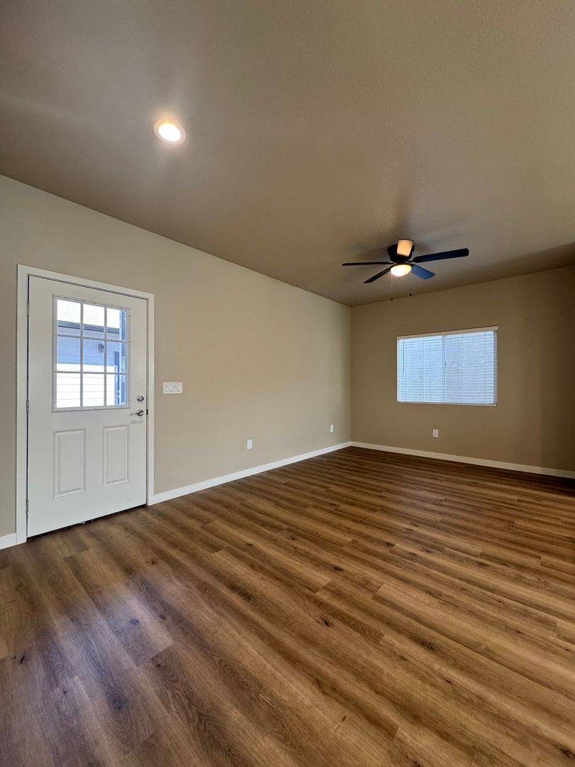 6275 N Sacramento St, Lodi, CA 95240 - House for Rent - Image 3