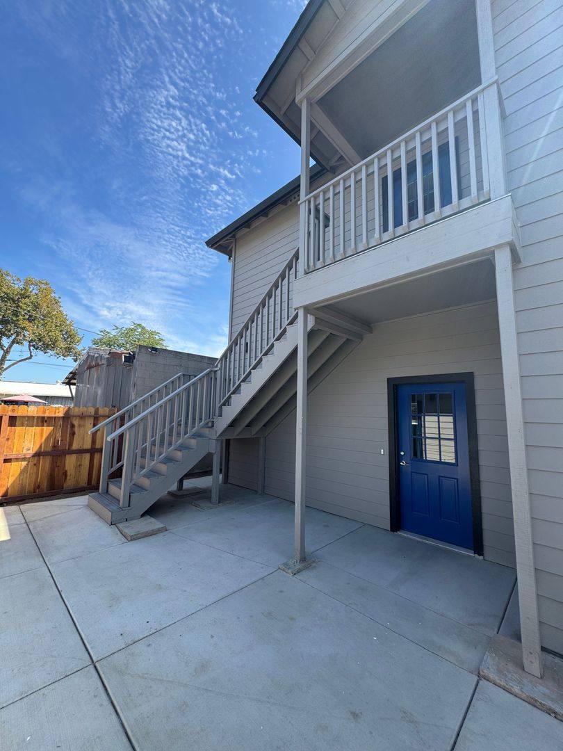 6275 N Sacramento St, Lodi, CA 95240 - House for Rent - Image 1