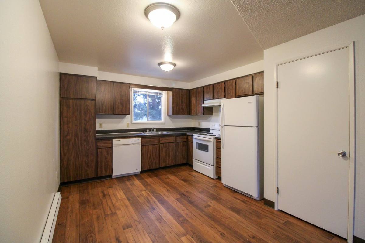 390-414 Madrona Ave S, Salem, OR 97302 - Apartment for Rent - Image 4