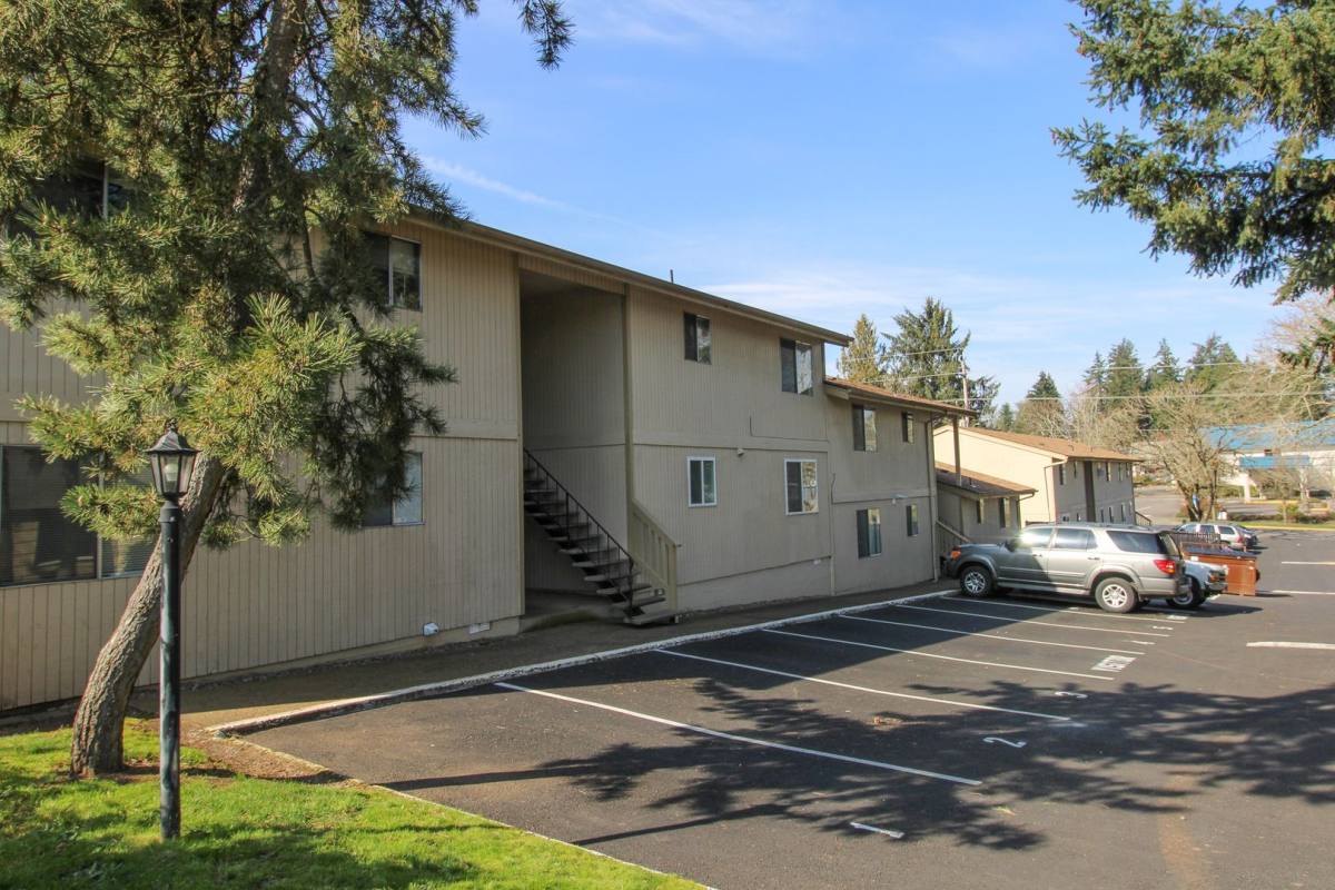 390-414 Madrona Ave S, Salem, OR 97302 - Apartment for Rent - Image 1