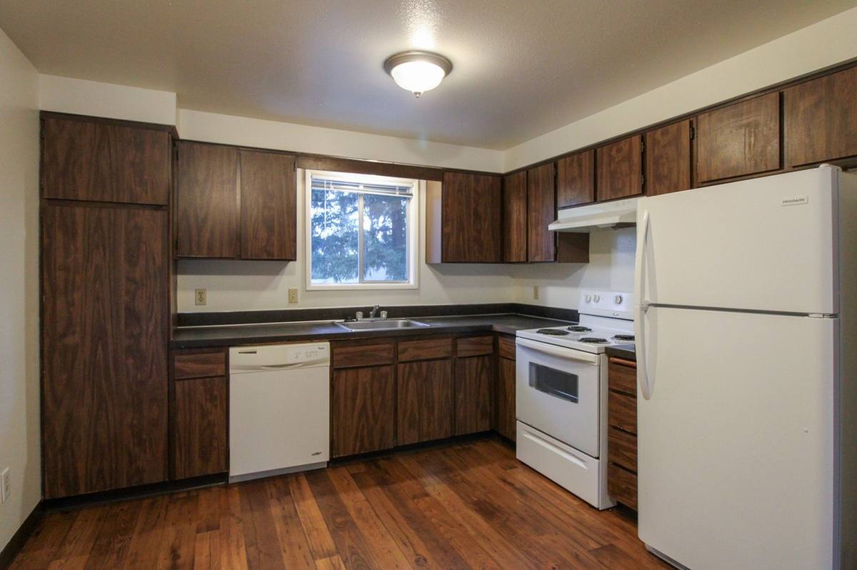 390-414 Madrona Ave S, Salem, OR 97302 - Apartment for Rent - Image 3