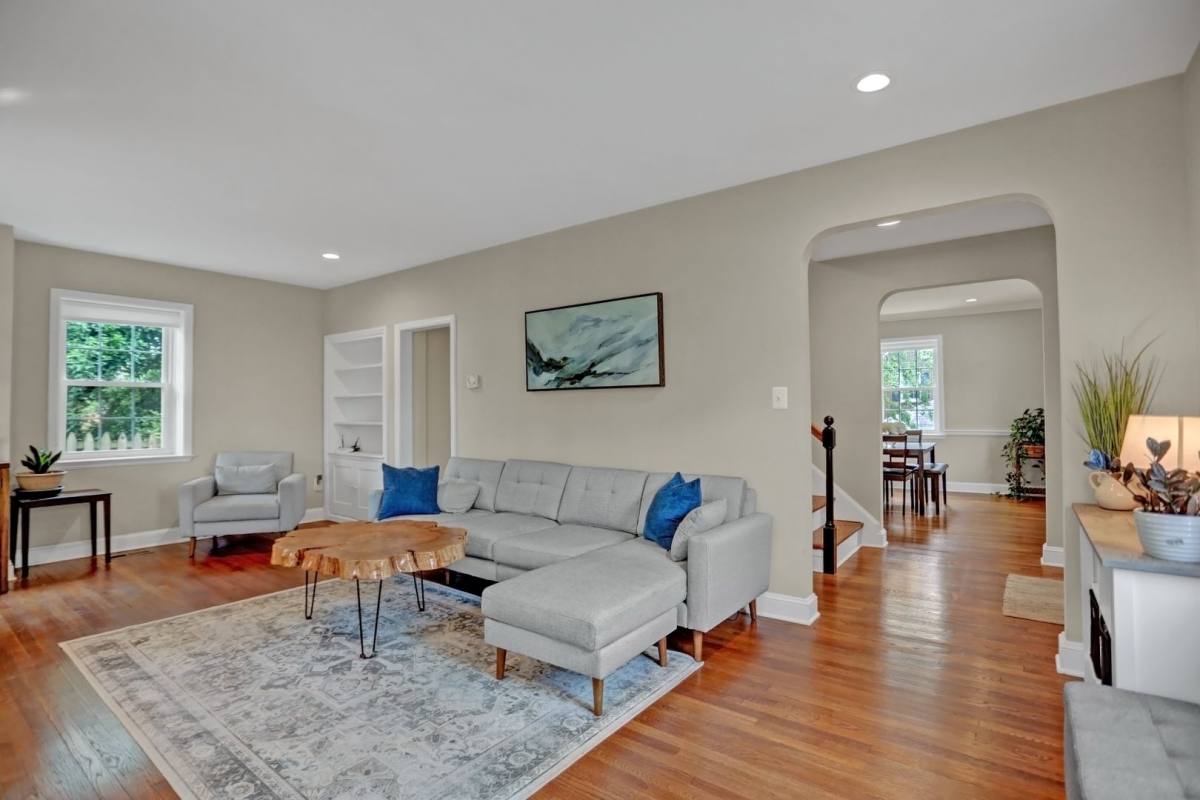 635 Round Oak Rd, Towson, MD 21204 - House for Rent - Image 1