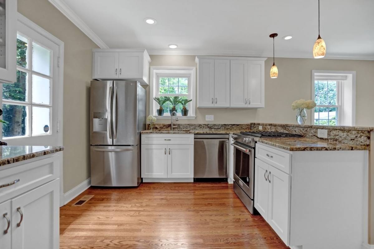 635 Round Oak Rd, Towson, MD 21204 - House for Rent - Image 2