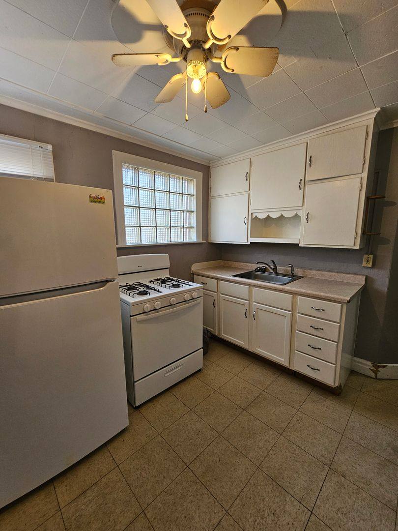2627 15th Ave, Rock Island, IL 61201 - House for Rent - Image 10