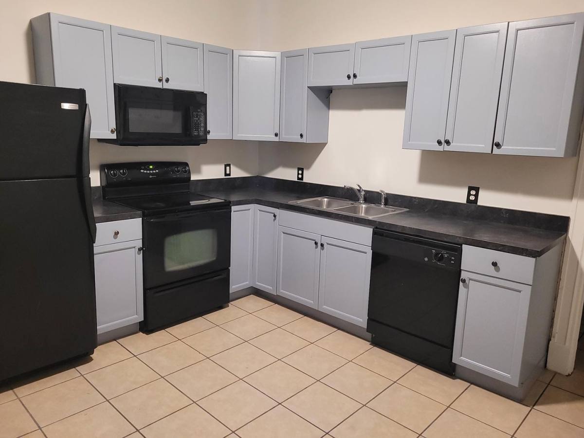 Apartment for rent at 507-509 Nott St #2, Schenectady, NY 12308