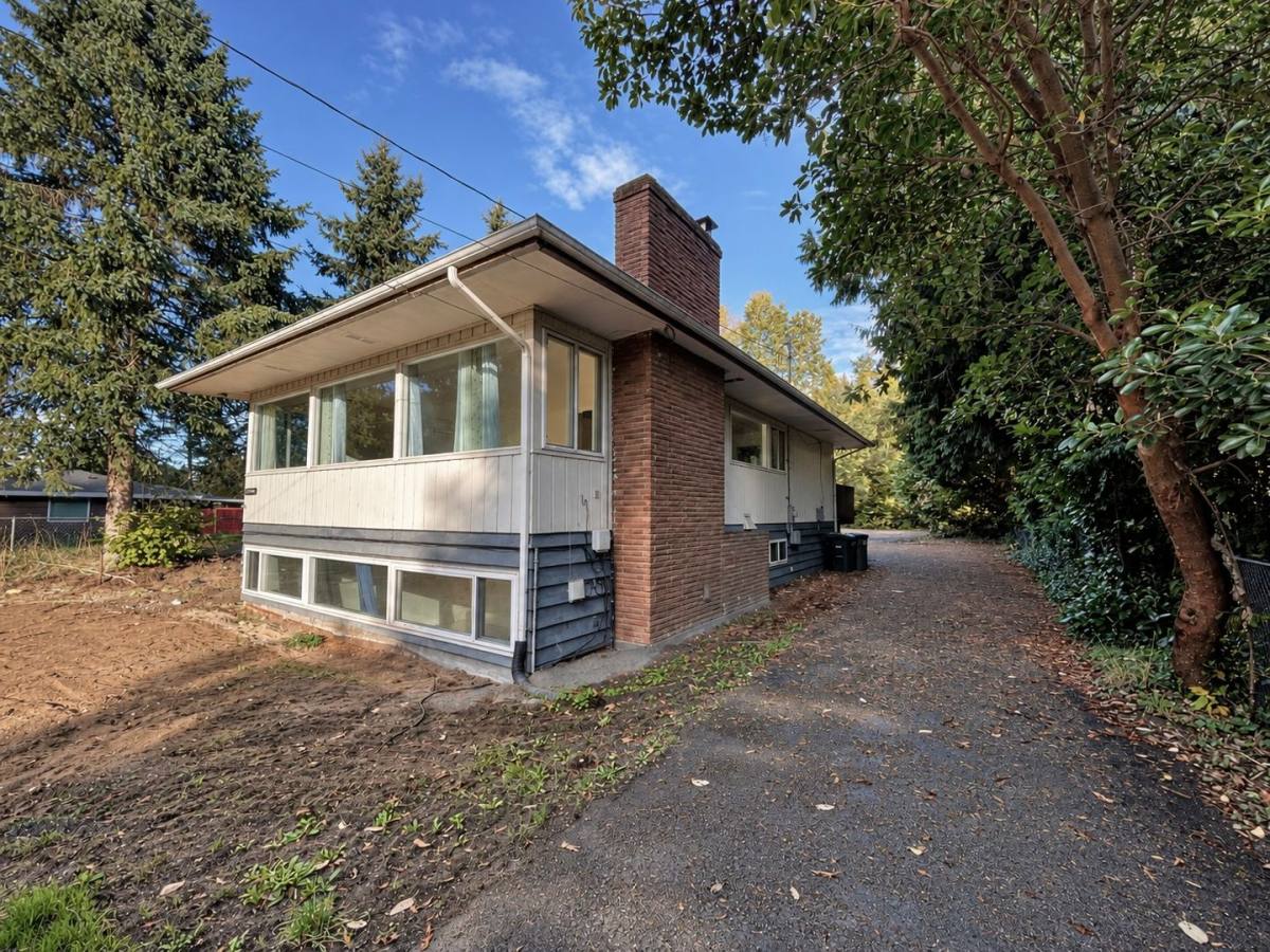 House for rent at 11730 8th Ave, Seattle, WA 98168