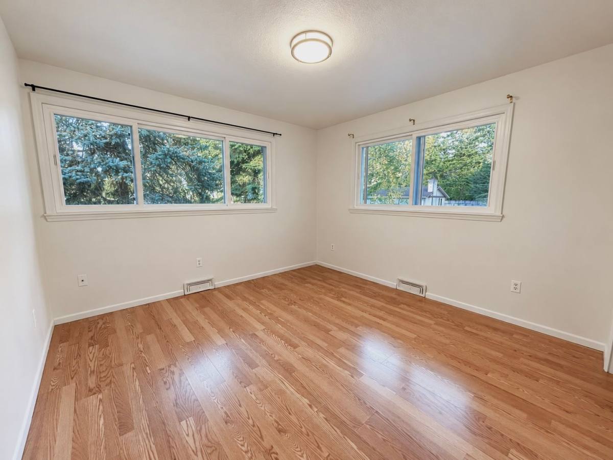 11730 8th Ave, Seattle, WA 98168 - House for Rent - Image 10