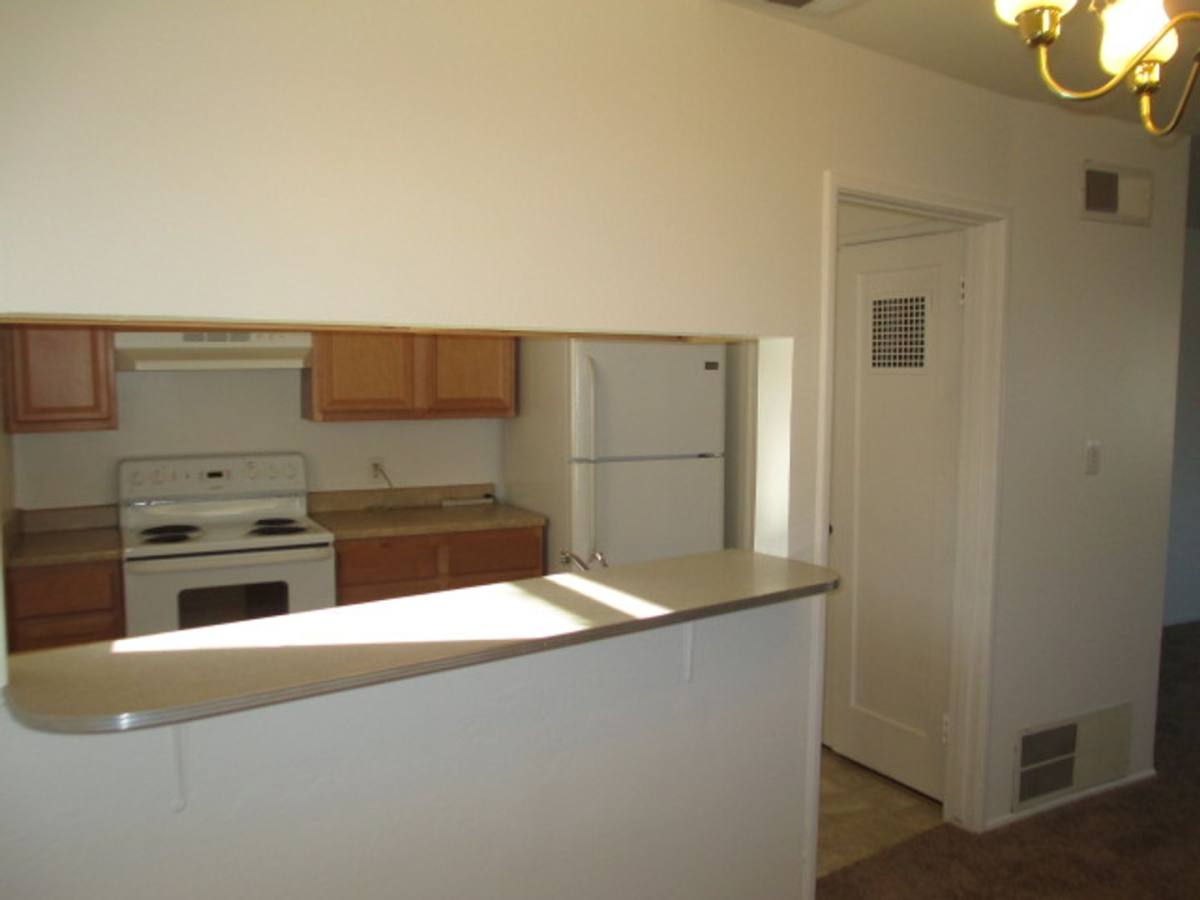 1117 Amberwood Rd, Sacramento, CA 95864 - House for Rent - Image 7
