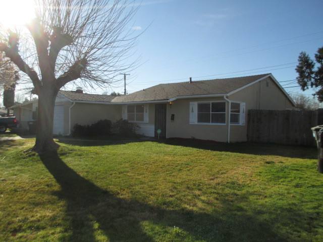 1117 Amberwood Rd, Sacramento, CA 95864 - House for Rent - Image 2