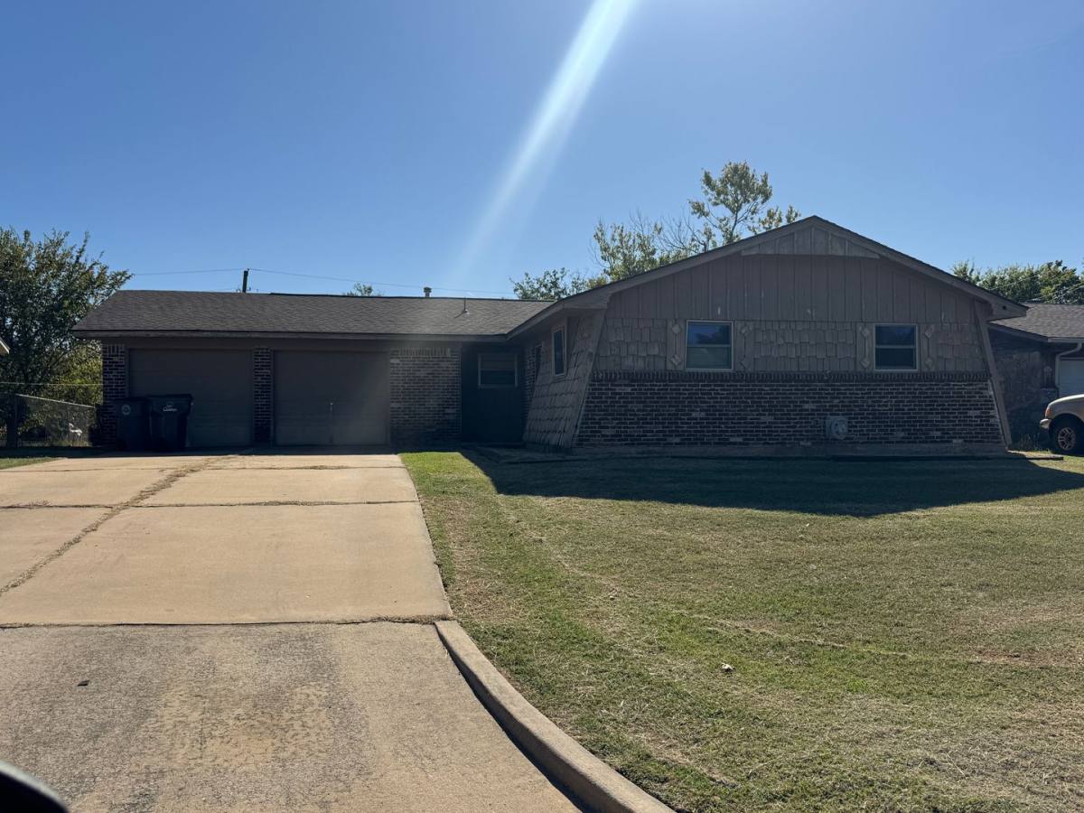House for rent at 1108 SE 40th, Lawton, OK 73505