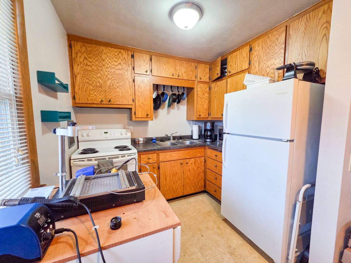 913 High St, Madison, WI 53715 - Apartment for Rent - Image 8
