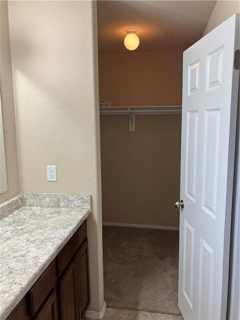 709 NW 67th Ave, Bentonville, AR 72713 - House for Rent - Image 8