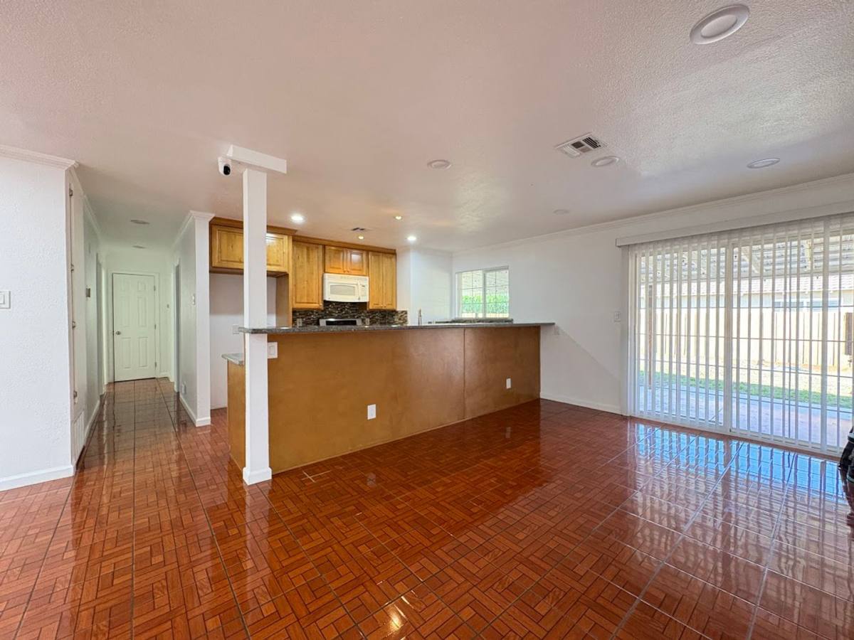 716 Clinton Dr, Stockton, CA 95210 - House for Rent - Image 5
